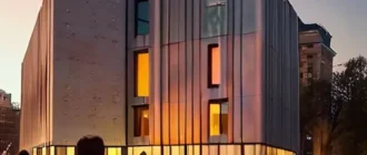 Улица для культур — открытая сцена в городском пространстве с публикой и сценой